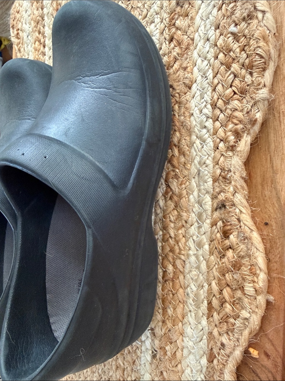 CROCS Dual Comfort Slip-On Clogs - Picture 2 of 4